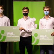 Egy magyar ezüst-, és két bronzérem született a Közép-Európai Informatikai Diákolimpián