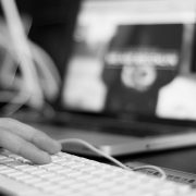 Még mindig az IT szektorban a legjobbak a fizetések