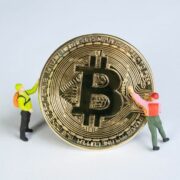 eth ethereum - btc bitcoin - freepik