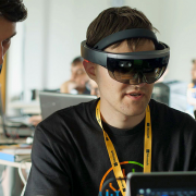 Futurisztikus megoldások a régió első HoloLens Hackatonján Budapesten