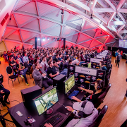 Régiós gaming ernyőmárkát épít az ACG