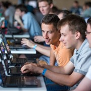 Lecsap a piac az új programozó képzés elvégzőire