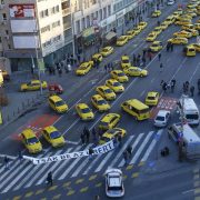Kivonul az Uber!